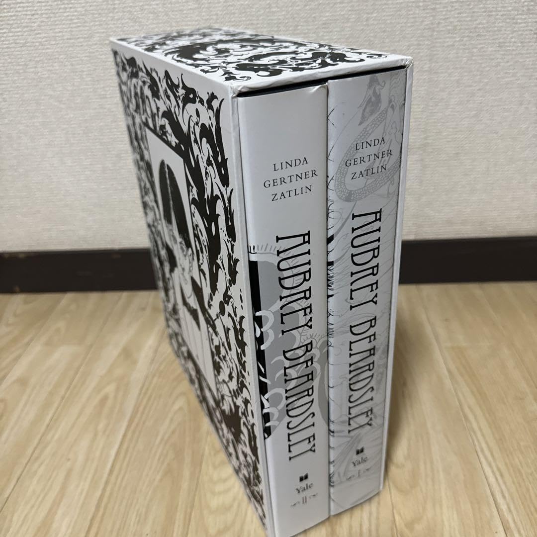 ビアズリー：カタログ・レゾネ（全２巻） Amazon.co.jp: ビアズリー：カタログ レゾネ（全2巻） : おもちゃ